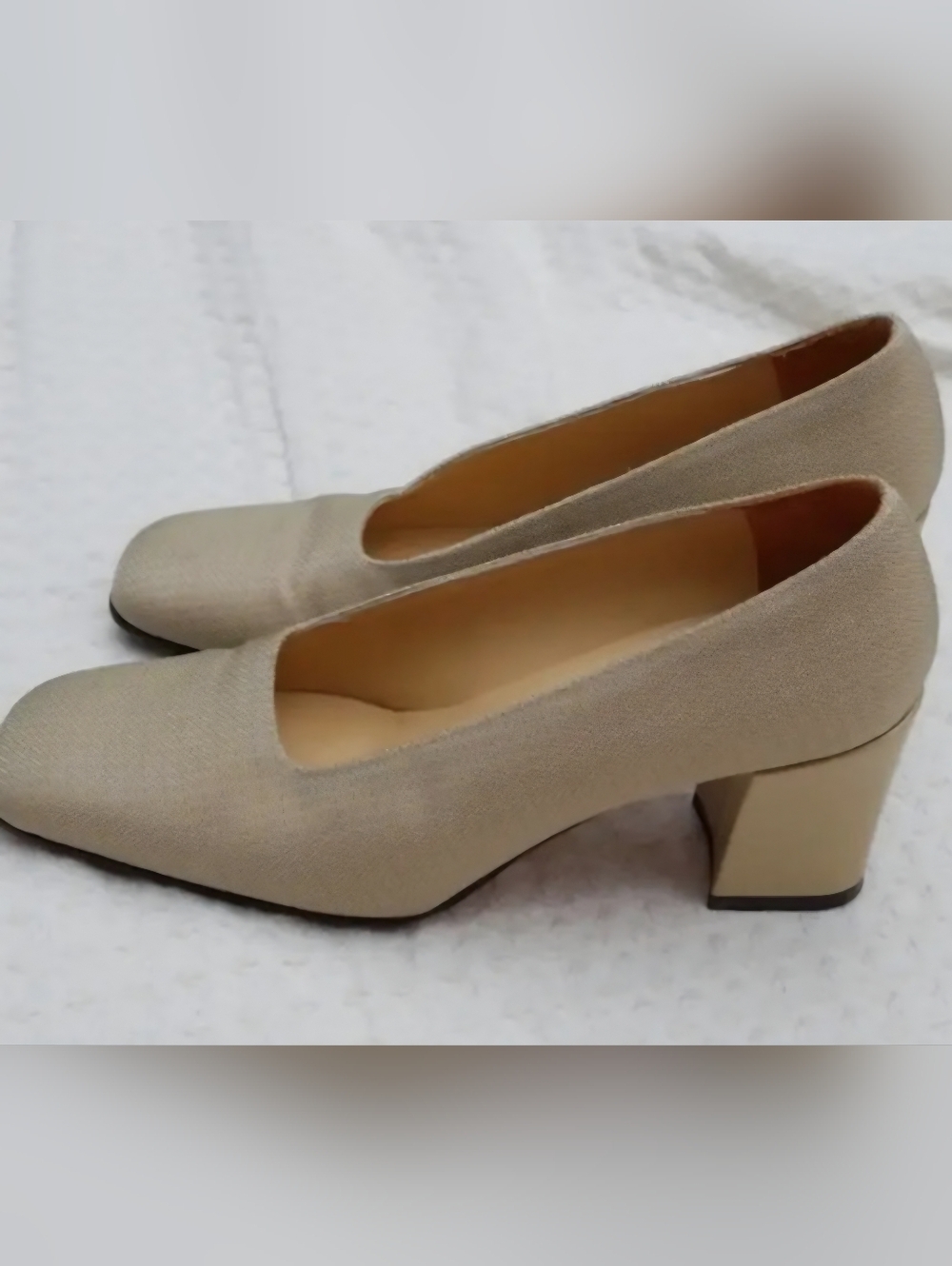 - Via Spiga woven neutral pumps‎ 7.5